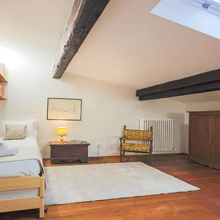 Canto Dei Ciompi 4bdr Apartment