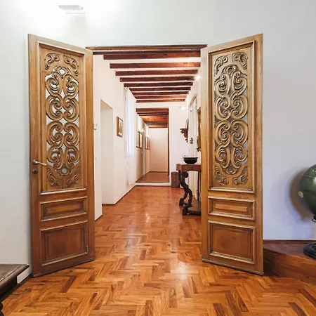 Canto Dei Ciompi 4bdr